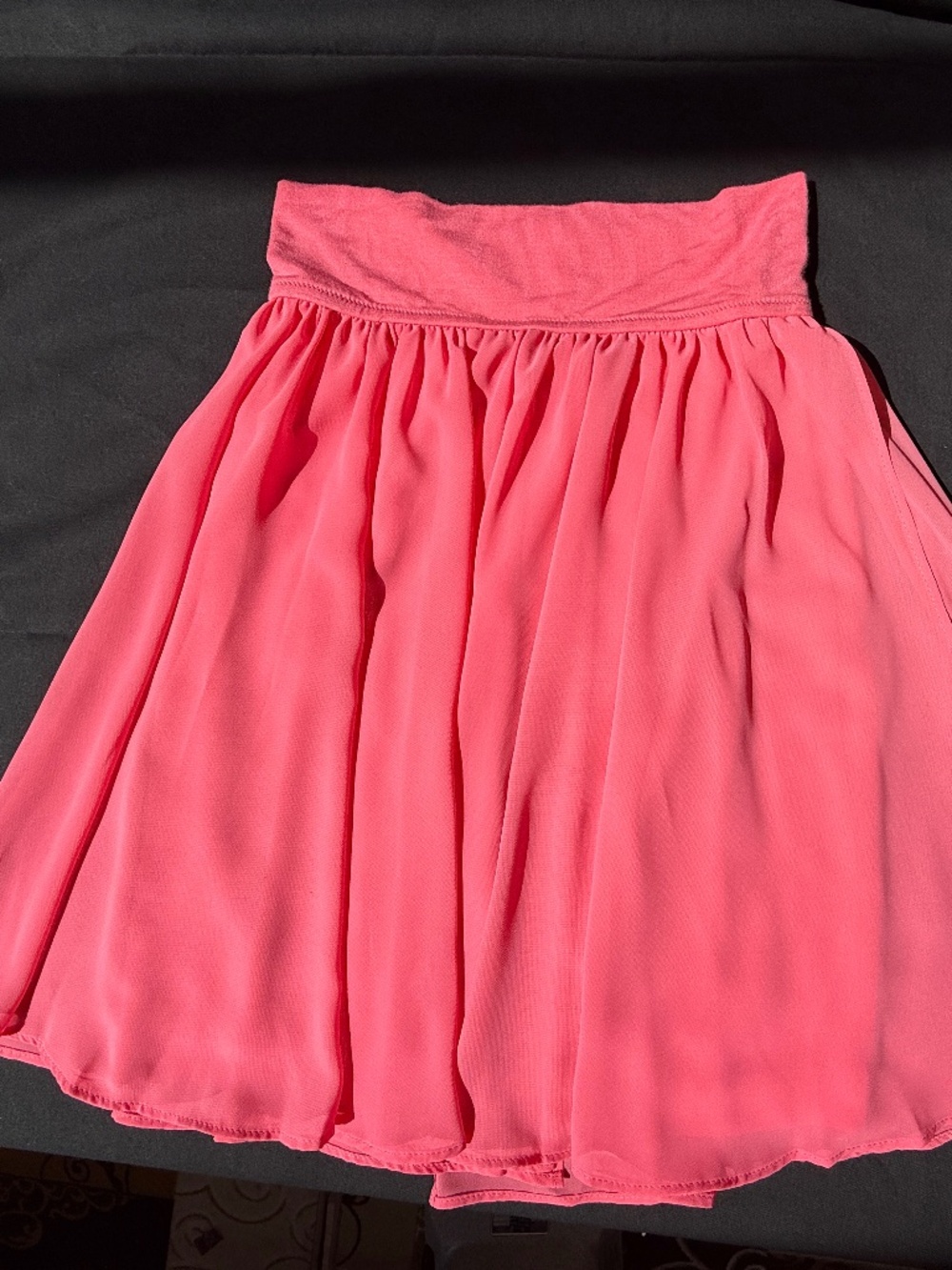 Vintage 90s Ritmo di Perla pink chiffon-like miniskirt, US size 8, made in Italy